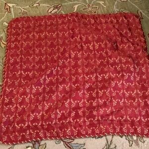 ⚜️ RED EUROPEAN PILLOW SHAM in RED/Gold EUC